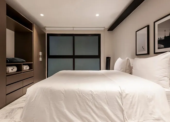 Arquimedes 138 By Wynwood House 4* Mexico City