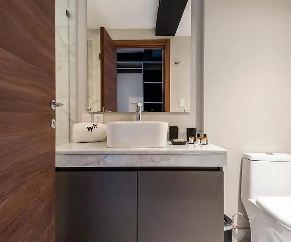 Aparthotel Arquimedes 138 By Wynwood House 4*